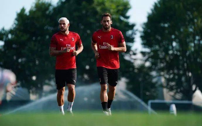 秀的出现 秀的出现