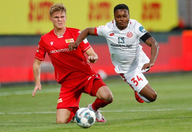 拦截和传球 拦截和传球